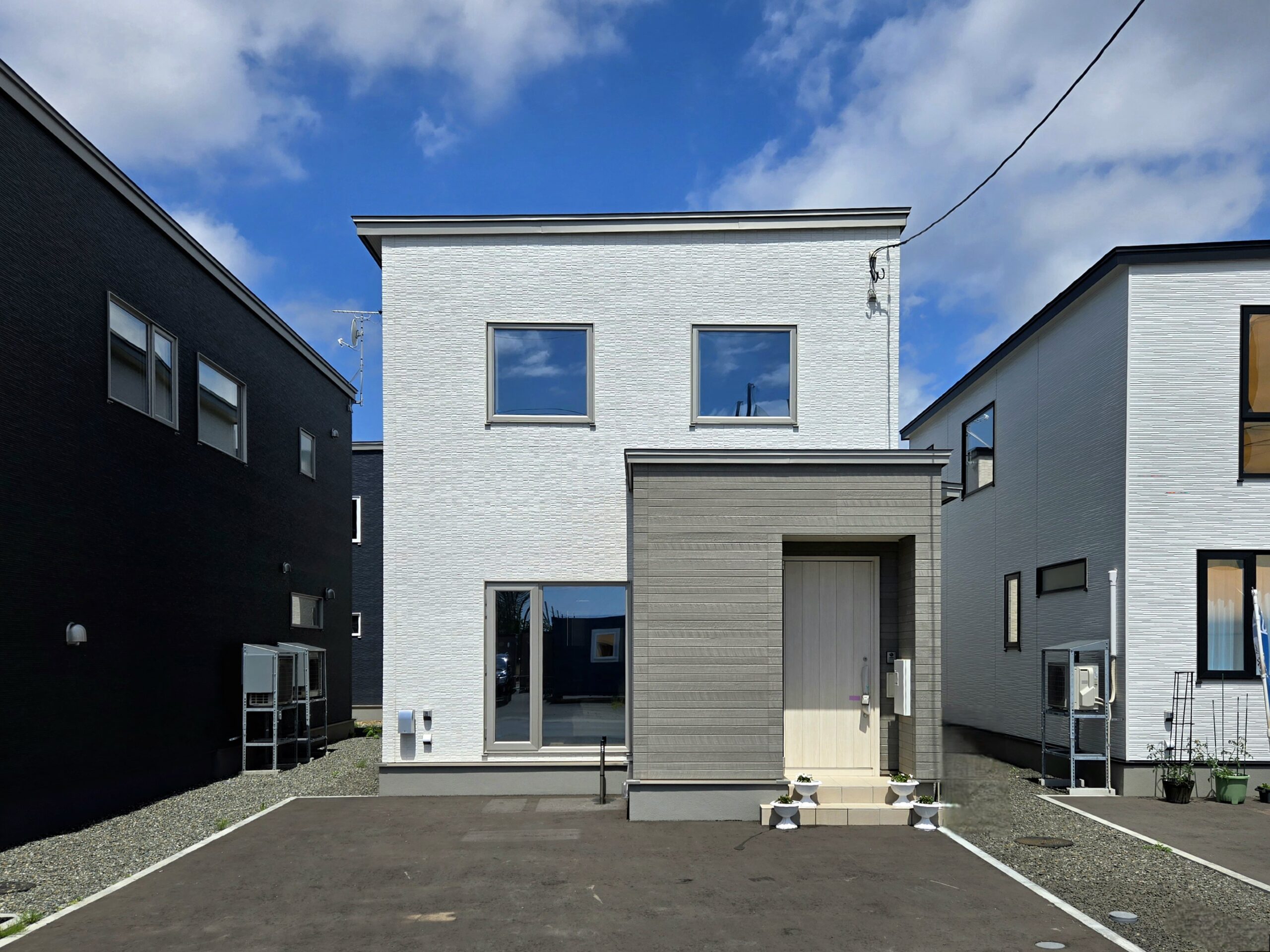 GRACE HOME-Z花川南10条3丁目 E棟
