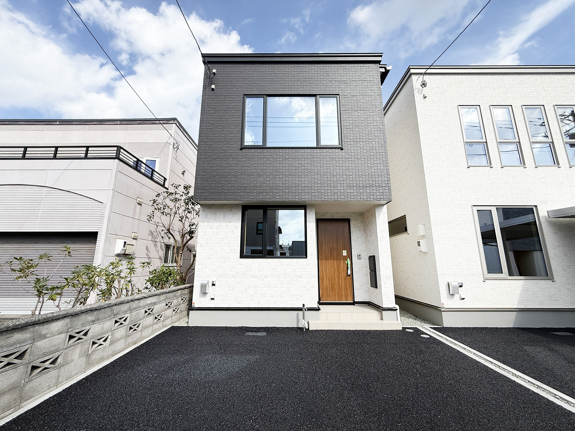 GRACE HOME　白石ステーションⅢ　A棟