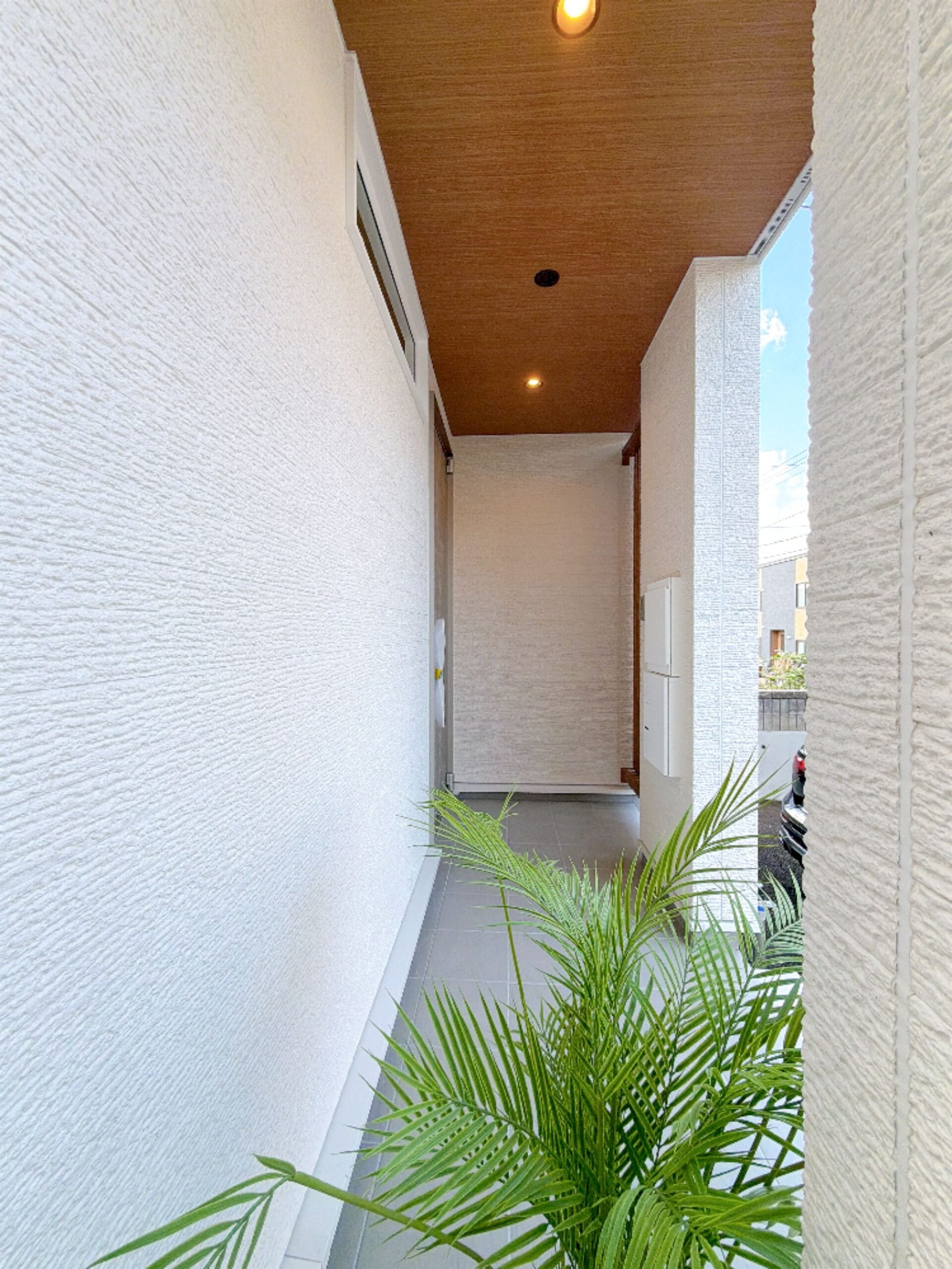 玄関ポーチ
