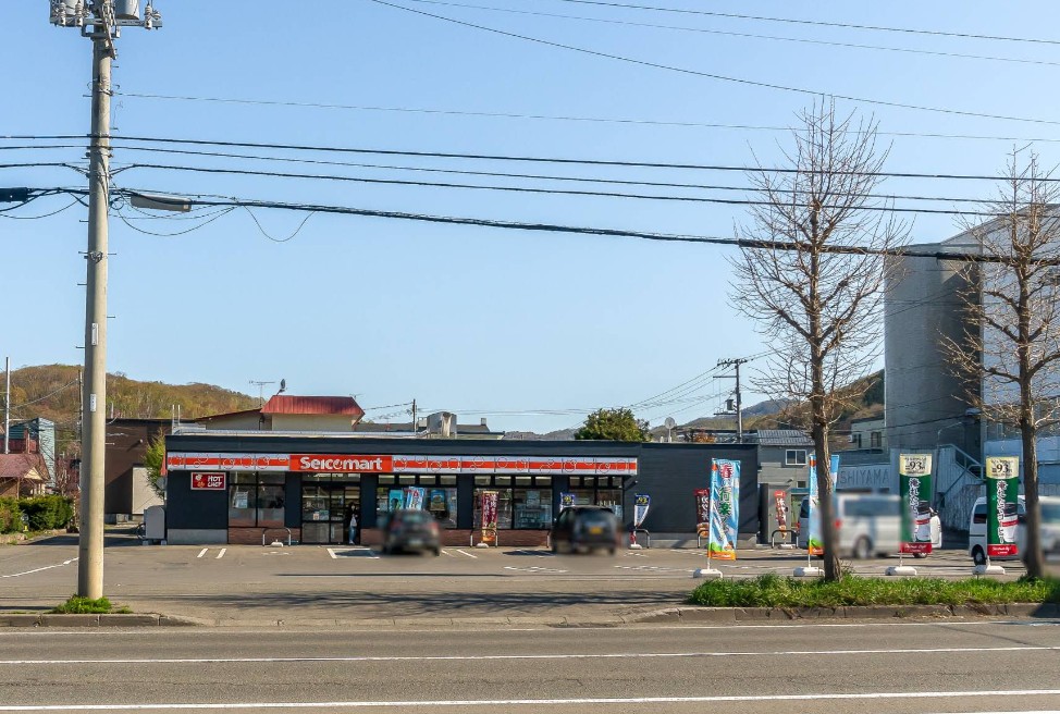 セイコーマート石山店まで300ｍ